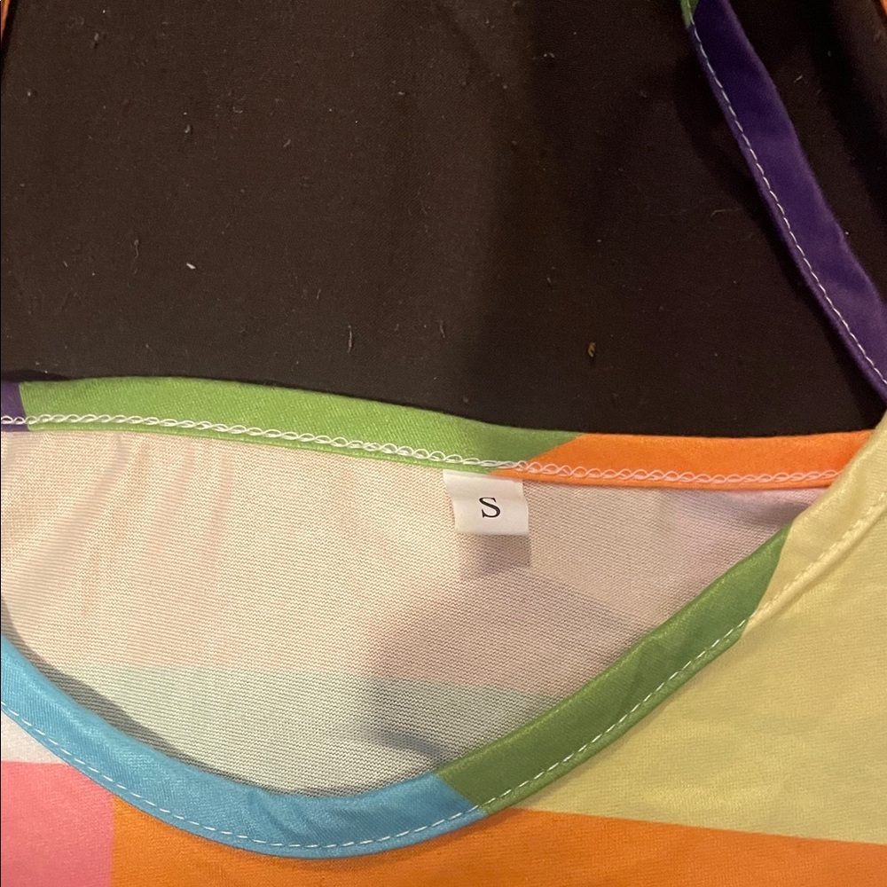 Colorful Plaid Tank Top - Picture 3 of 3